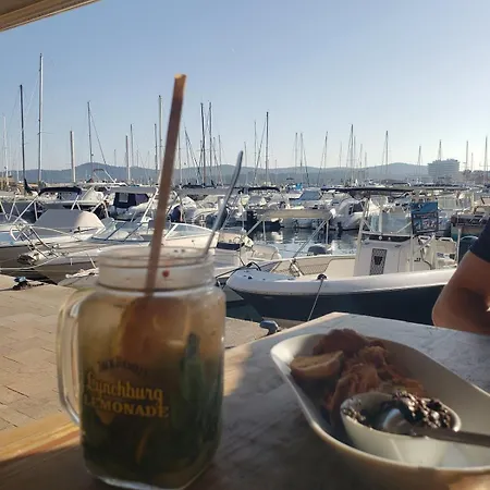 Petit Nid Au Lavandou * Le Lavandou