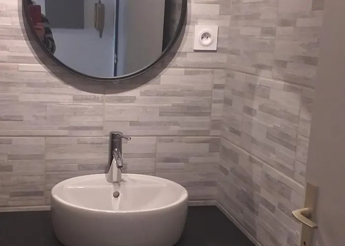 Apartment Petit Nid Au Lavandou